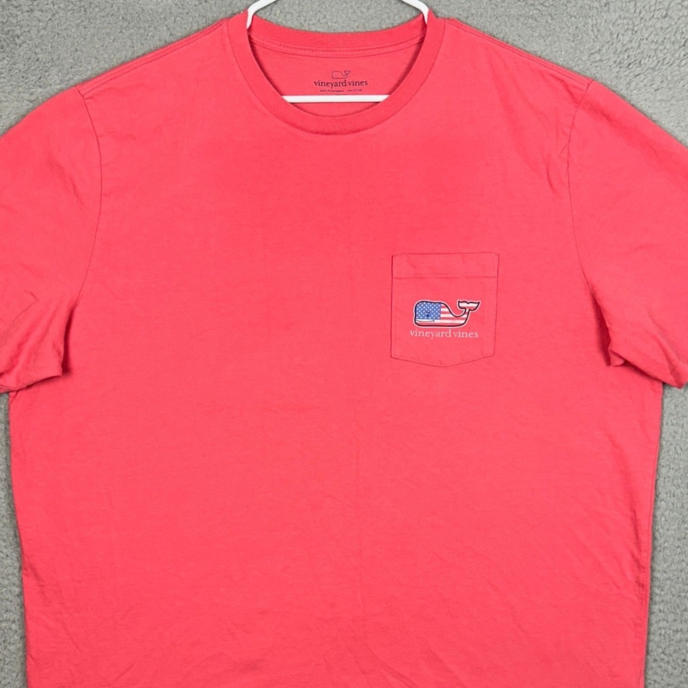 Vineyard Vines T-Shirt Mens 2XL American Flag Whale Pink Pocket Graphic Tee EUC